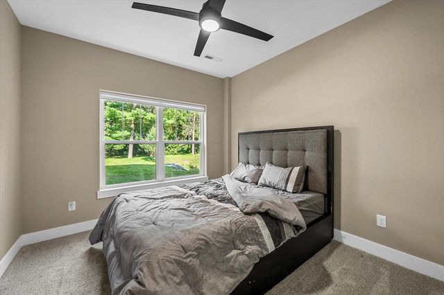 W332N4518 Grace COURT, Nashotah, WI 53058