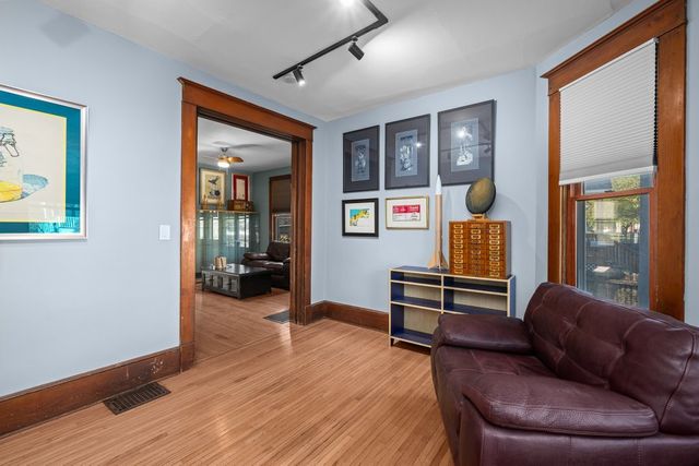 1518 N Gaines Street, Davenport, IA 52804