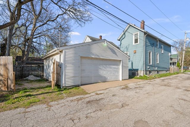 1518 N Gaines Street, Davenport, IA 52804