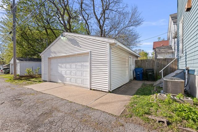 1518 N Gaines Street, Davenport, IA 52804