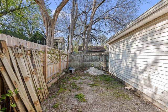 1518 N Gaines Street, Davenport, IA 52804
