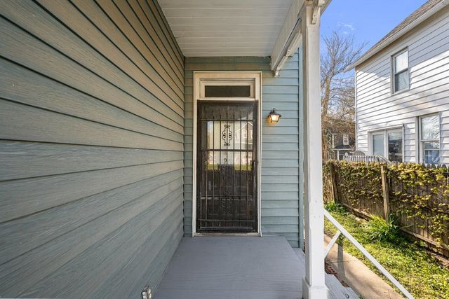 1518 N Gaines Street, Davenport, IA 52804