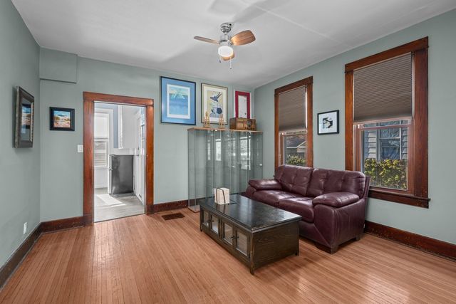 1518 N Gaines Street, Davenport, IA 52804