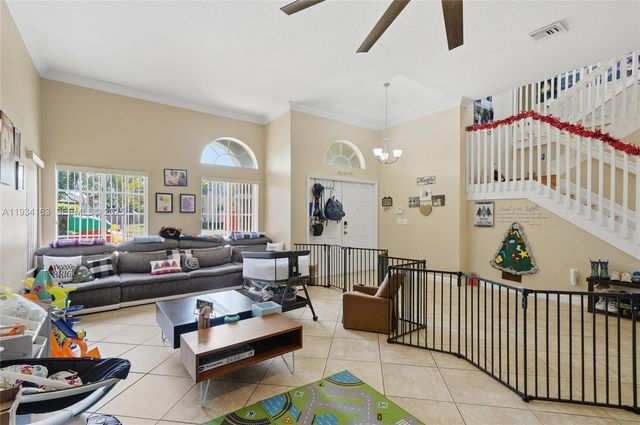 3561 NE 11th Dr, Homestead, FL 33033