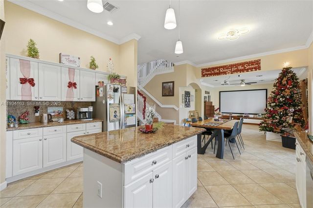 3561 NE 11th Dr, Homestead, FL 33033