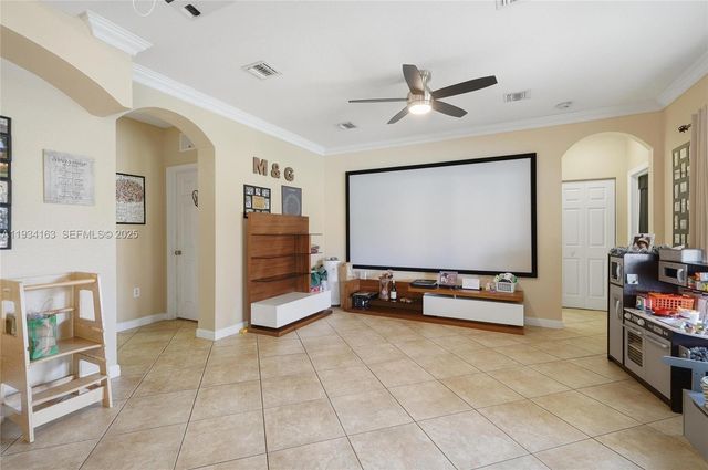 3561 NE 11th Dr, Homestead, FL 33033