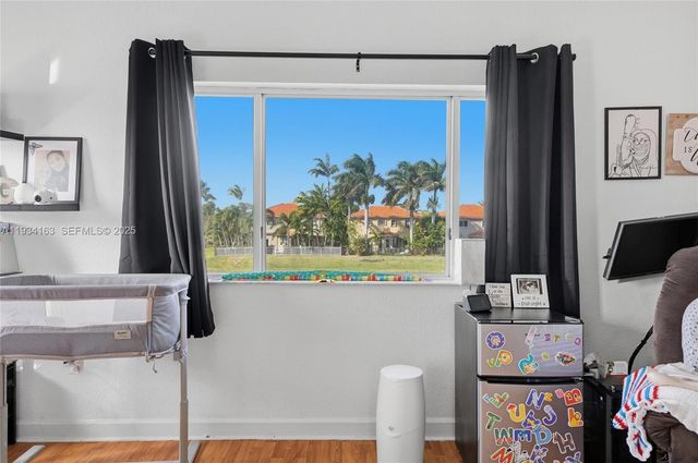 3561 NE 11th Dr, Homestead, FL 33033