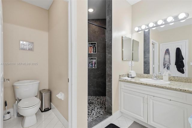 3561 NE 11th Dr, Homestead, FL 33033