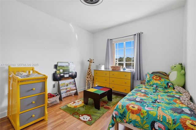 3561 NE 11th Dr, Homestead, FL 33033