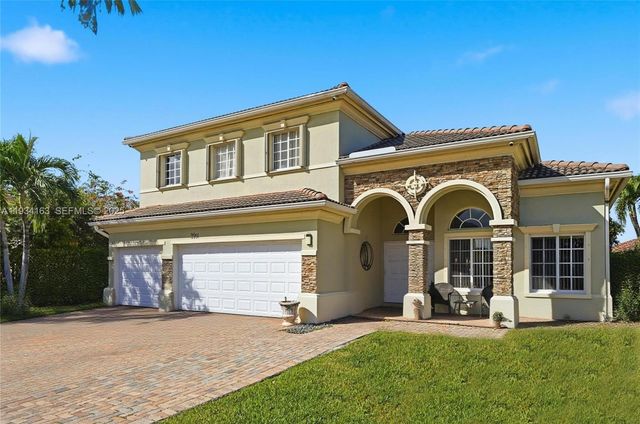 3561 NE 11th Dr, Homestead, FL 33033