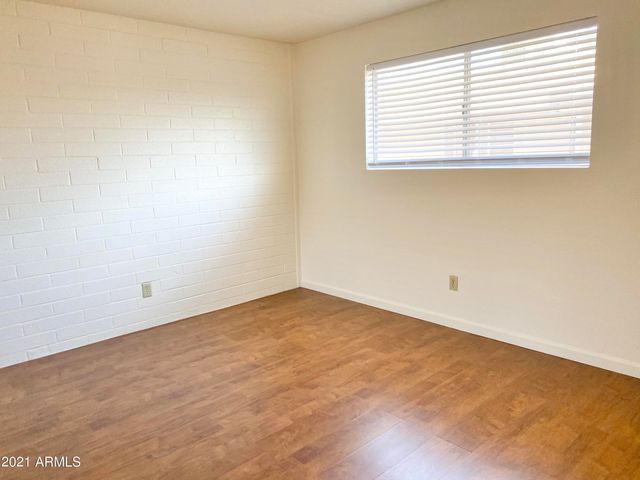 8529 E PORTLAND Street, Scottsdale, AZ 85257