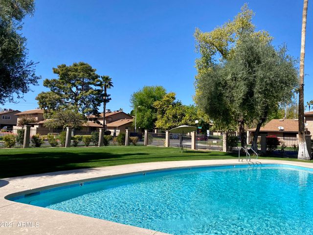 8529 E PORTLAND Street, Scottsdale, AZ 85257