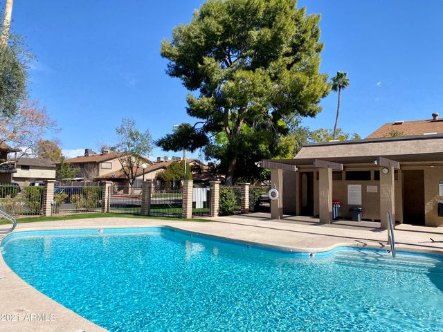 8529 E PORTLAND Street, Scottsdale, AZ 85257