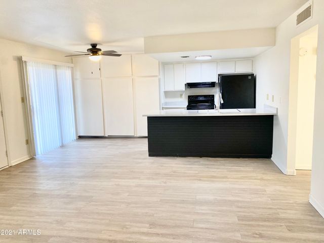 8529 E PORTLAND Street, Scottsdale, AZ 85257