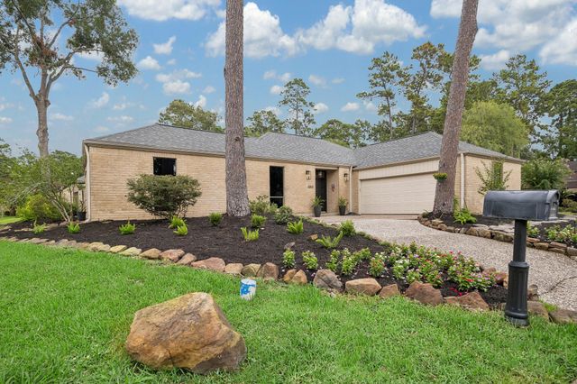 3203 Deep River Court, Kingwood, TX 77339