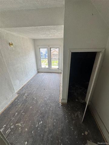 12325 Wisconsin Street, Detroit, MI 48204