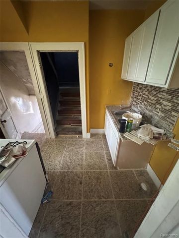 12325 Wisconsin Street, Detroit, MI 48204