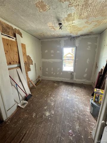 12325 Wisconsin Street, Detroit, MI 48204