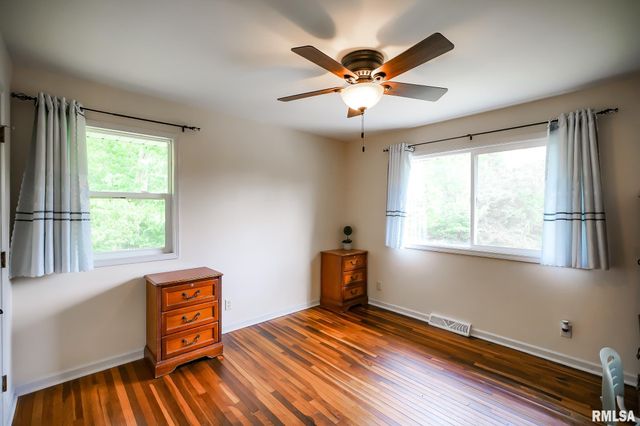 209 E NORTHRIDGE Lane, Peoria, IL 61614