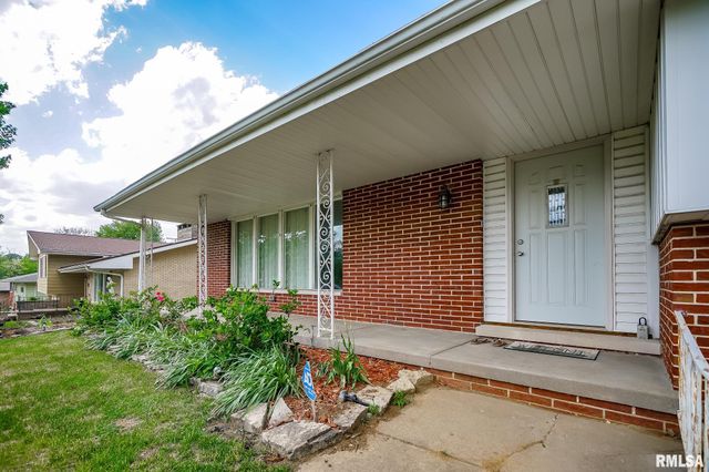 209 E NORTHRIDGE Lane, Peoria, IL 61614