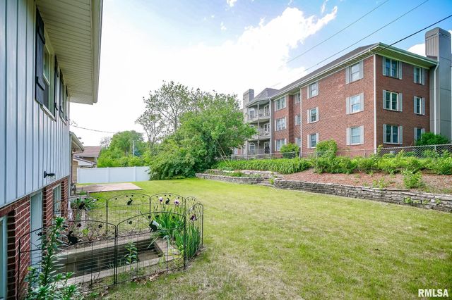 209 E NORTHRIDGE Lane, Peoria, IL 61614