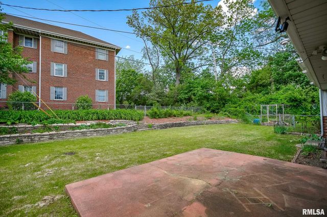 209 E NORTHRIDGE Lane, Peoria, IL 61614