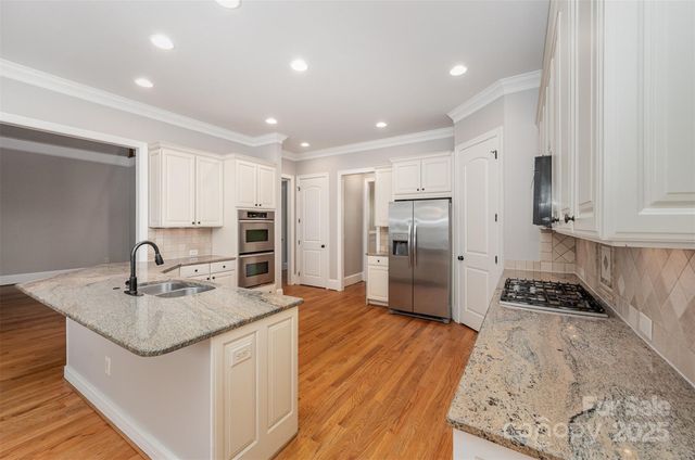 108 Bare Foot Lane, Mooresville, NC 28117