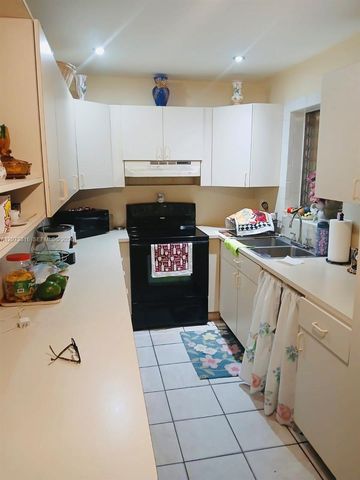 4400 SW 112th Place, Miami, FL 33165