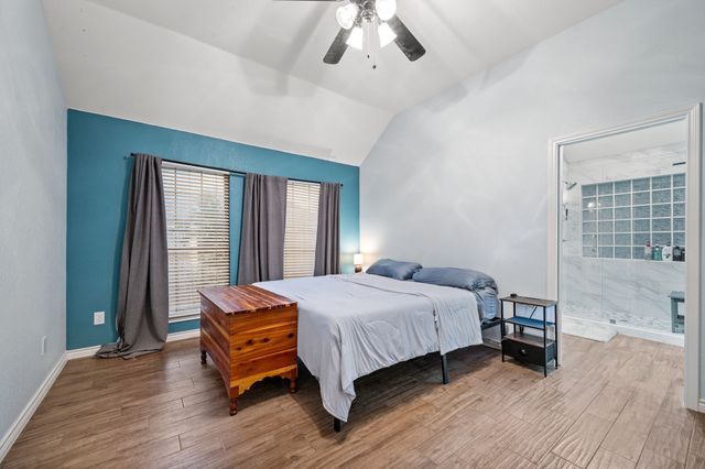 2605 Briargrove Drive, Hurst, TX 76054