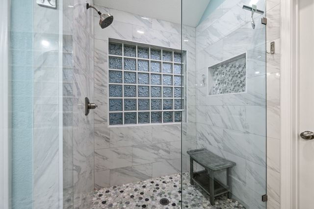 2605 Briargrove Drive, Hurst, TX 76054