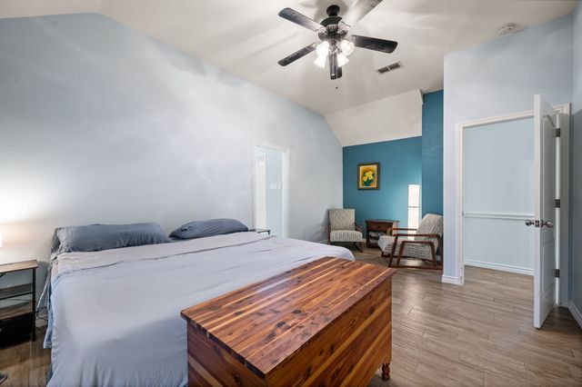 2605 Briargrove Drive, Hurst, TX 76054