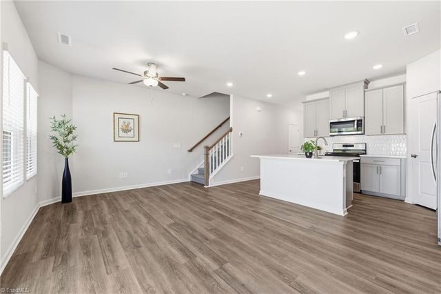 814 Rolling Fields Drive, Graham, NC 27253