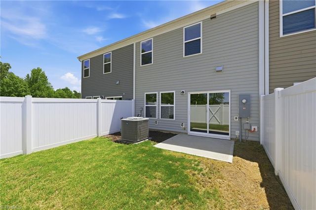 814 Rolling Fields Drive, Graham, NC 27253