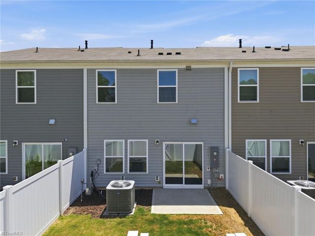 814 Rolling Fields Drive, Graham, NC 27253