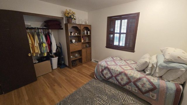 7017 N 85th STREET, Milwaukee, WI 53224
