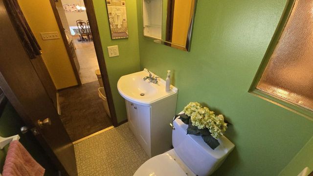 7017 N 85th STREET, Milwaukee, WI 53224