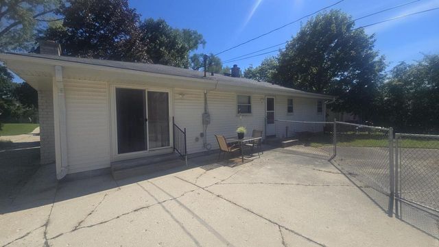 7017 N 85th STREET, Milwaukee, WI 53224