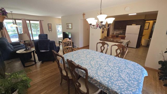 7017 N 85th STREET, Milwaukee, WI 53224