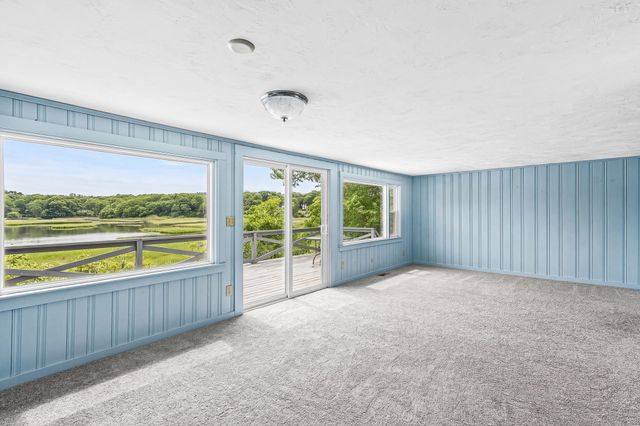 345 Quaker Road, Falmouth, MA 02556
