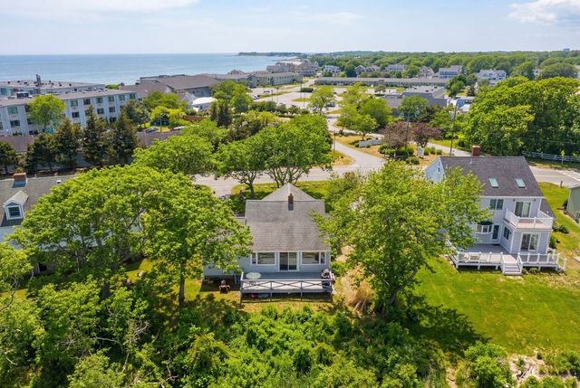 345 Quaker Road, Falmouth, MA 02556