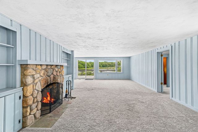 345 Quaker Road, Falmouth, MA 02556
