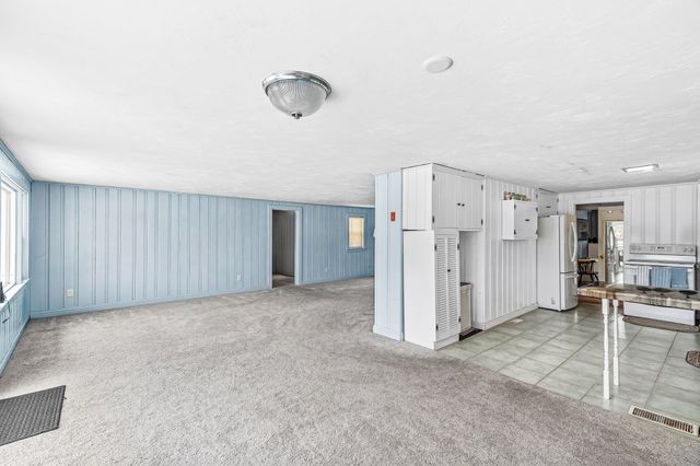 345 Quaker Road, Falmouth, MA 02556