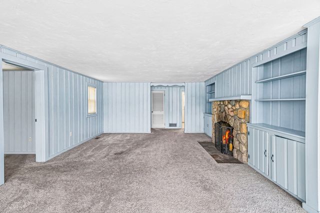 345 Quaker Road, Falmouth, MA 02556