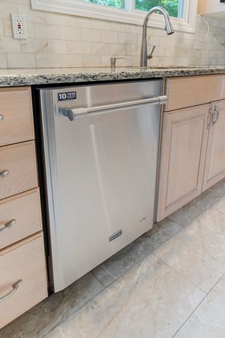 22 Arrowhead Cir 22, Ashland, MA 01721