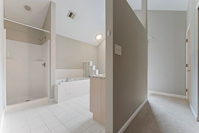 22 Arrowhead Cir 22, Ashland, MA 01721