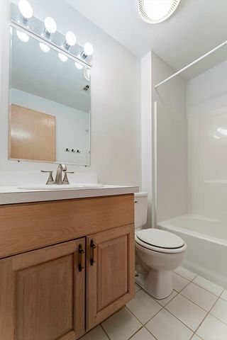 22 Arrowhead Cir 22, Ashland, MA 01721