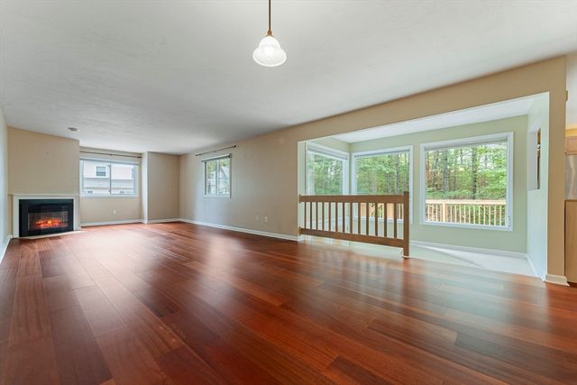 22 Arrowhead Cir 22, Ashland, MA 01721
