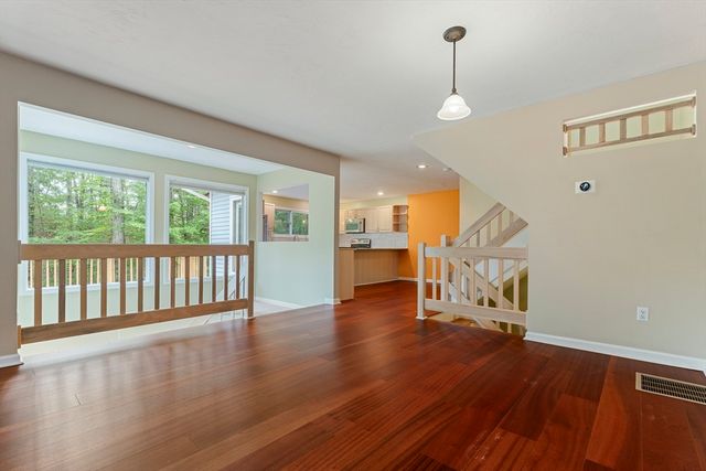 22 Arrowhead Cir 22, Ashland, MA 01721