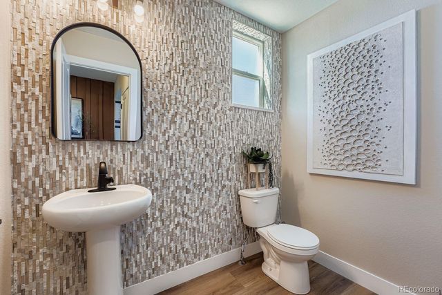 55043 E 27th Avenue, Strasburg, CO 80136