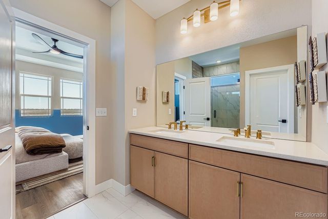 55043 E 27th Avenue, Strasburg, CO 80136